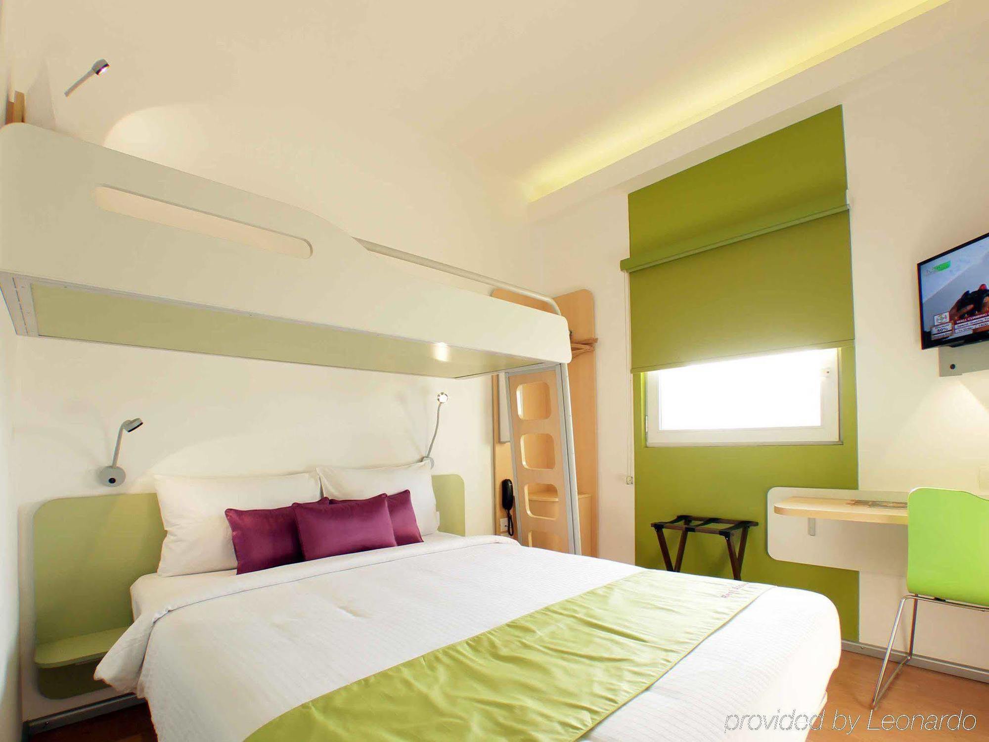 Holiday Inn Express Pune Pimpri By Ihg Exteriör bild